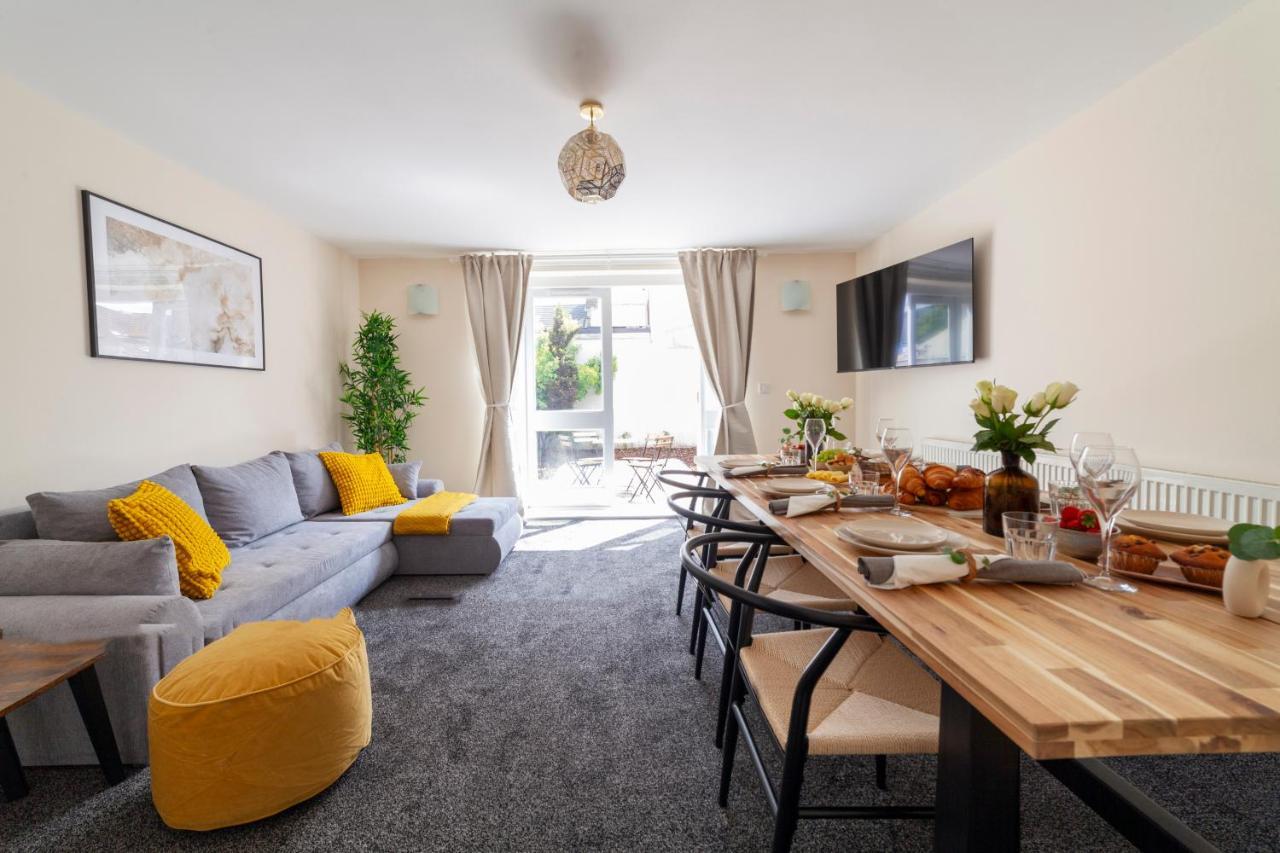 Arte Stays Serviced Houses Stratford - 3 Bedrooms 2 Bathrooms Houses London, Stratford, Maryland, Free Parking, Garden, Weekly Or Monthly Stays - Up To 8 Guests Eksteriør billede