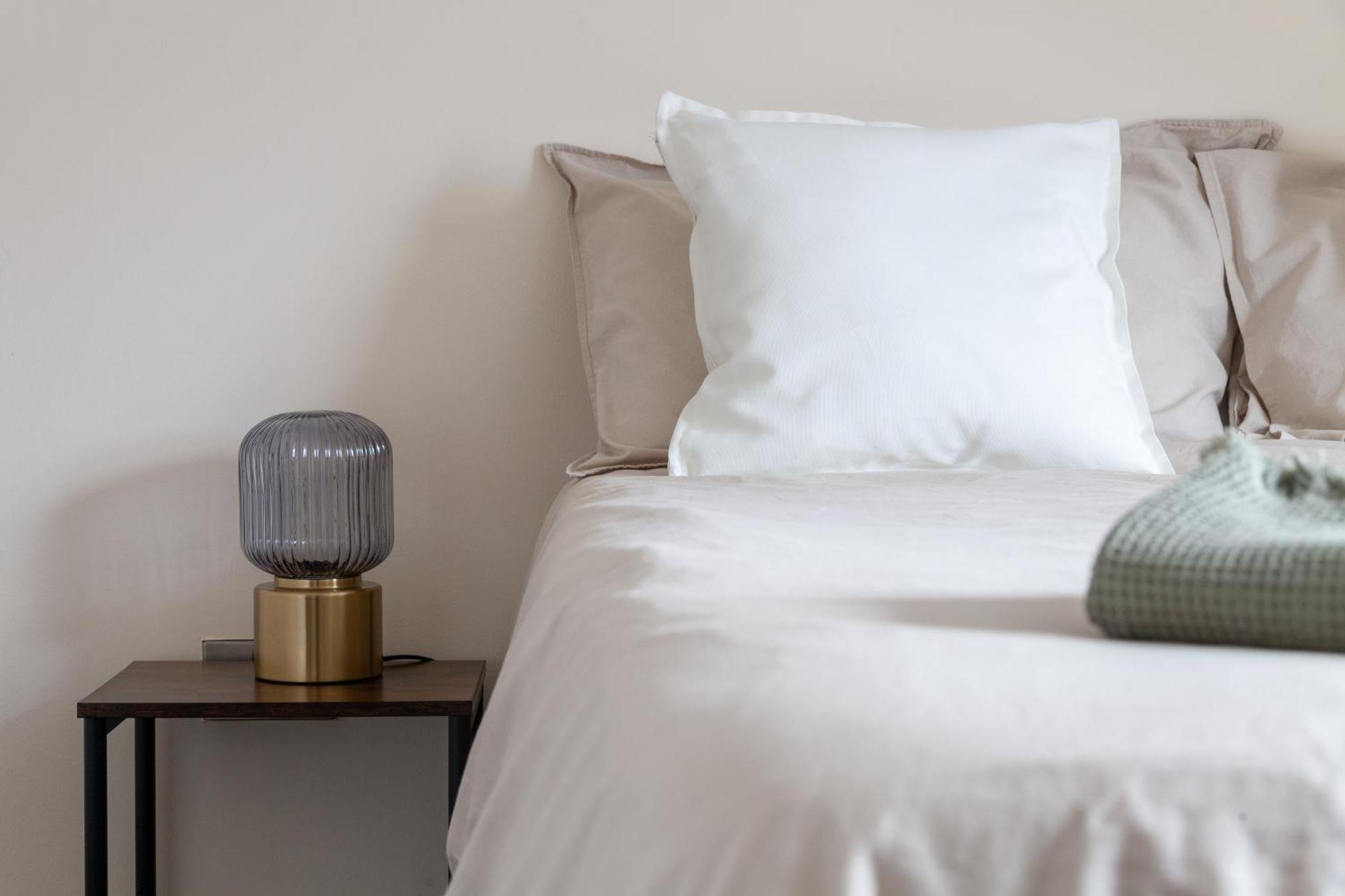 Arte Stays Serviced Houses Stratford - 3 Bedrooms 2 Bathrooms Houses London, Stratford, Maryland, Free Parking, Garden, Weekly Or Monthly Stays - Up To 8 Guests Eksteriør billede