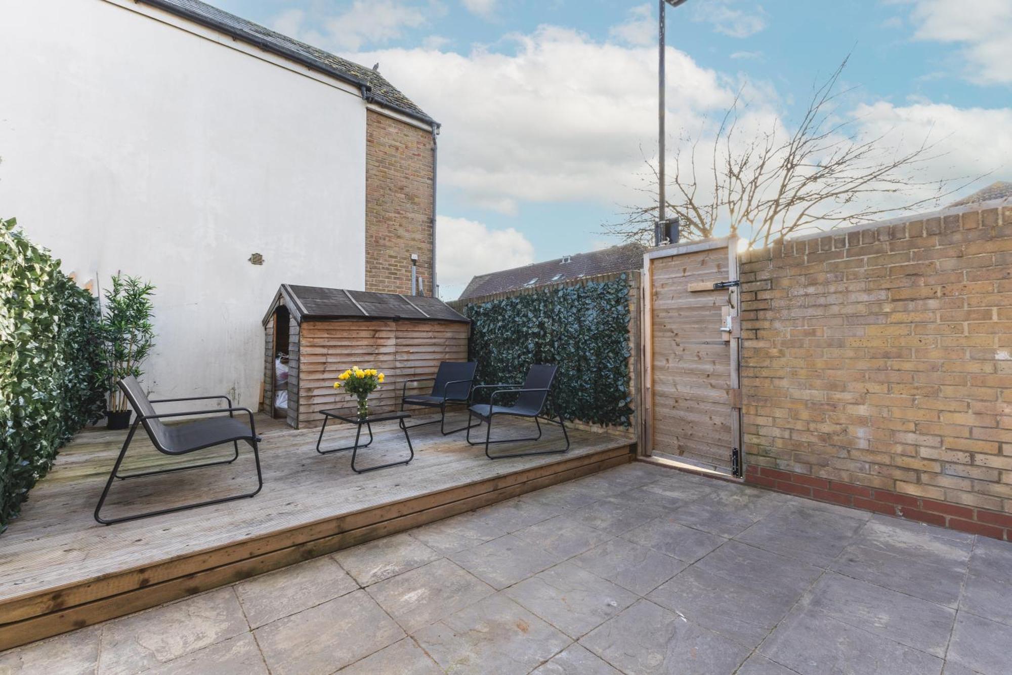 Arte Stays Serviced Houses Stratford - 3 Bedrooms 2 Bathrooms Houses London, Stratford, Maryland, Free Parking, Garden, Weekly Or Monthly Stays - Up To 8 Guests Eksteriør billede