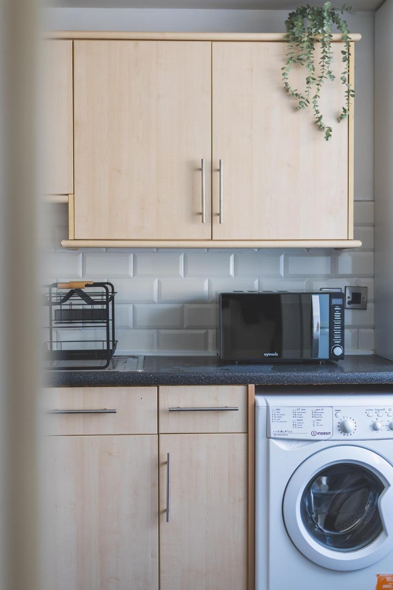 Arte Stays Serviced Houses Stratford - 3 Bedrooms 2 Bathrooms Houses London, Stratford, Maryland, Free Parking, Garden, Weekly Or Monthly Stays - Up To 8 Guests Eksteriør billede