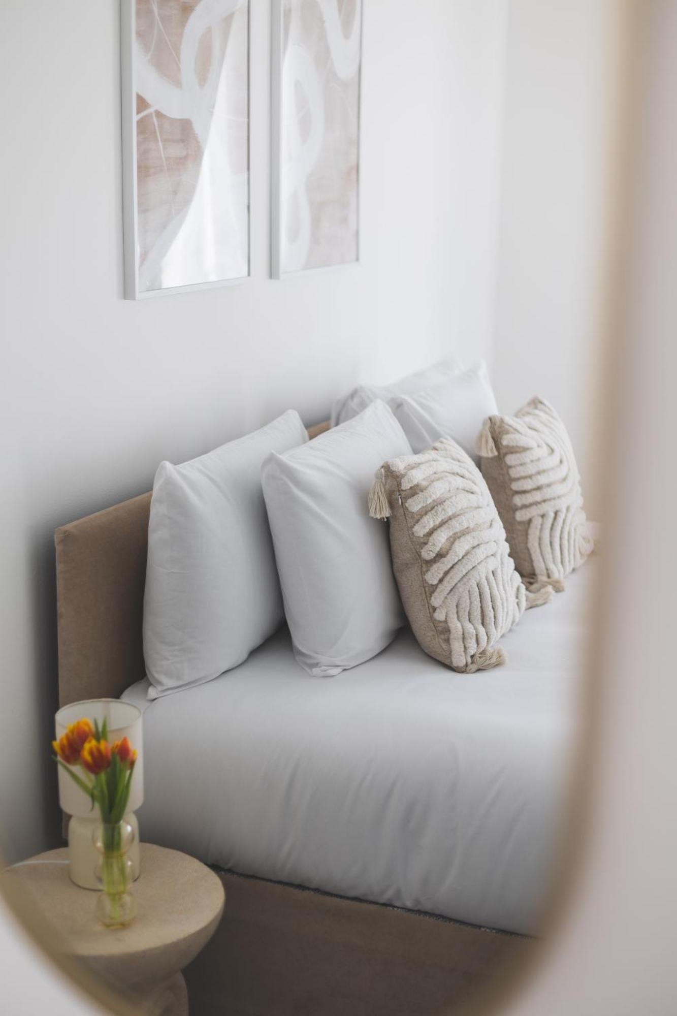 Arte Stays Serviced Houses Stratford - 3 Bedrooms 2 Bathrooms Houses London, Stratford, Maryland, Free Parking, Garden, Weekly Or Monthly Stays - Up To 8 Guests Eksteriør billede